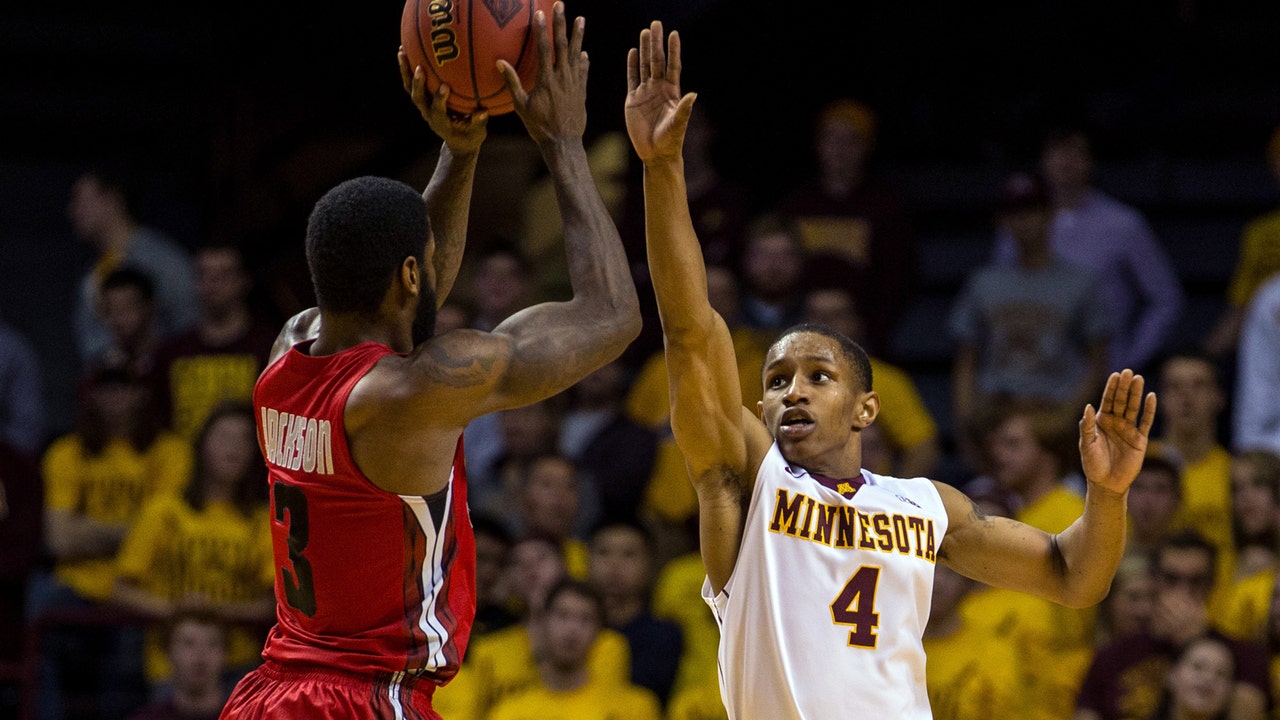 Mathieu makes presence felt in Gophers victory